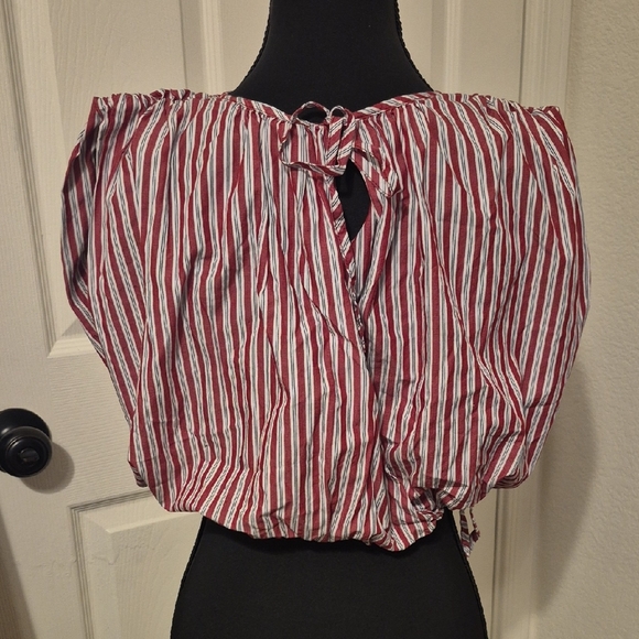 Zara Red and White Striped Off-Shoulder Crop Top - Picture 3 of 6